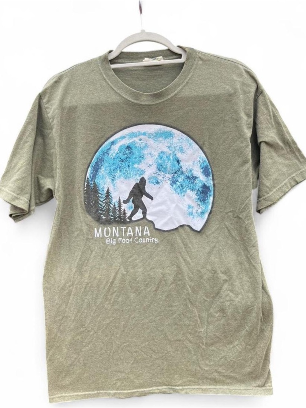 90s Bigfoot/Montana Short-Sleeve Graphic Tee - Olive